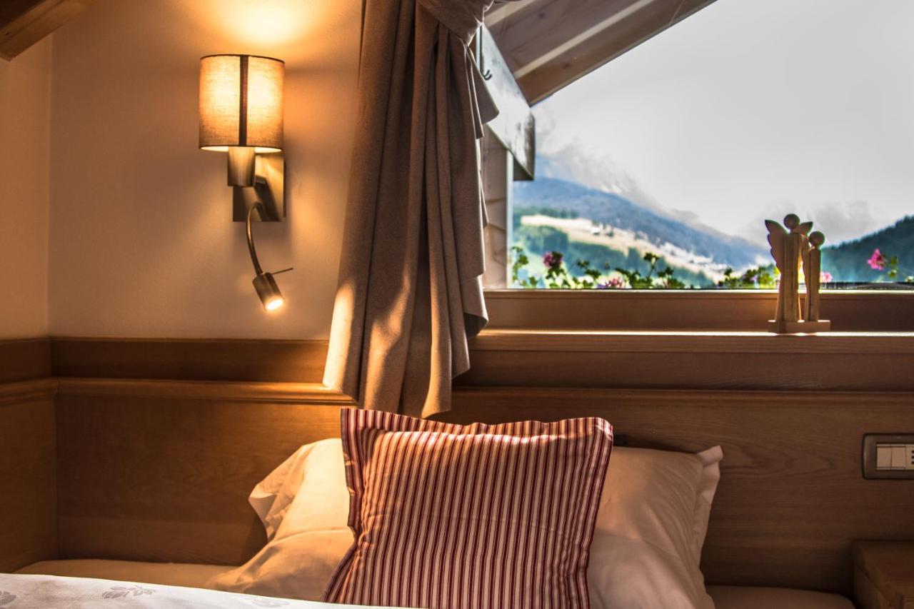 Hotel Ciasa Montanara La Villa  Esterno foto